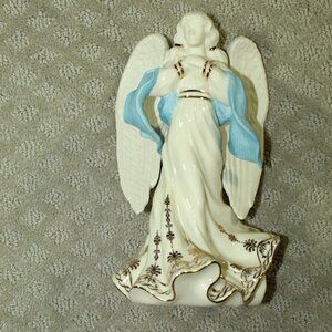 Lenox "Angle of Hope" Firstblessing Nativity White Porcelain with Blue Drape